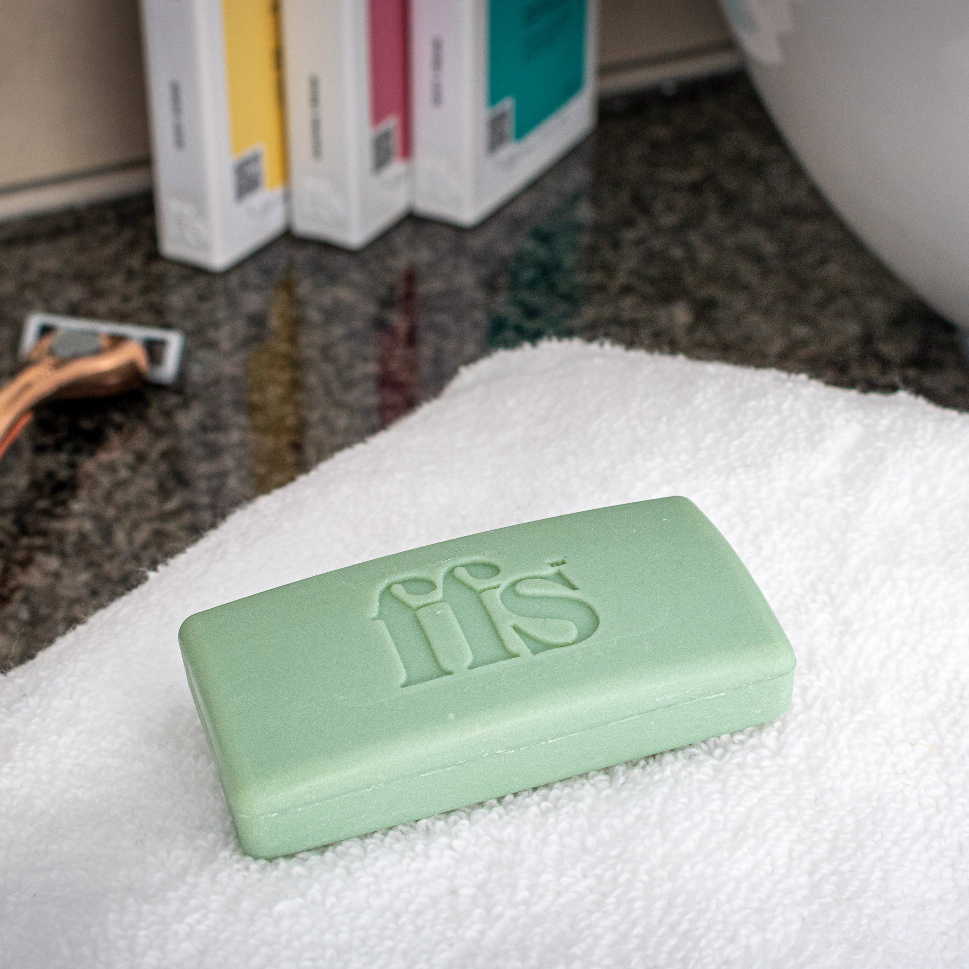 Nourish & Replenish: Shampoo Bar with Hemi-Squalane